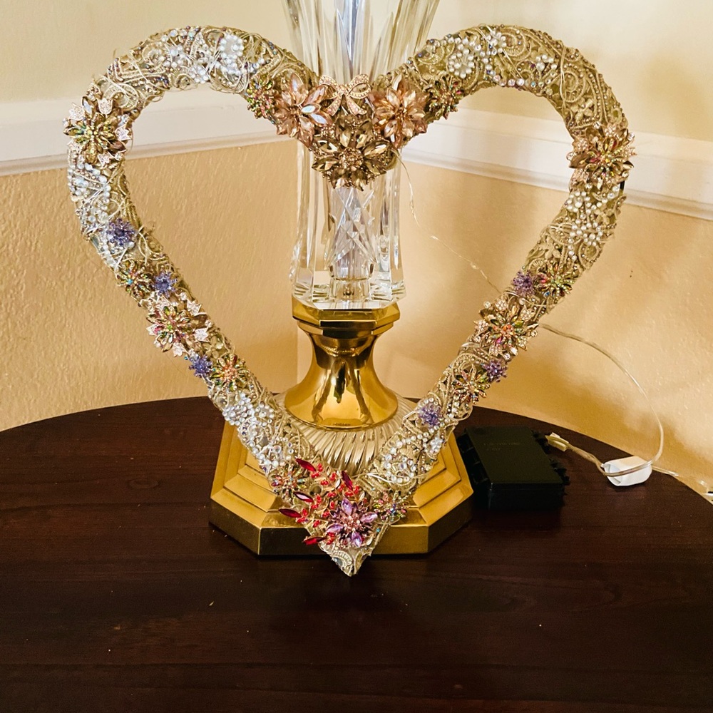 Golden gem wreath